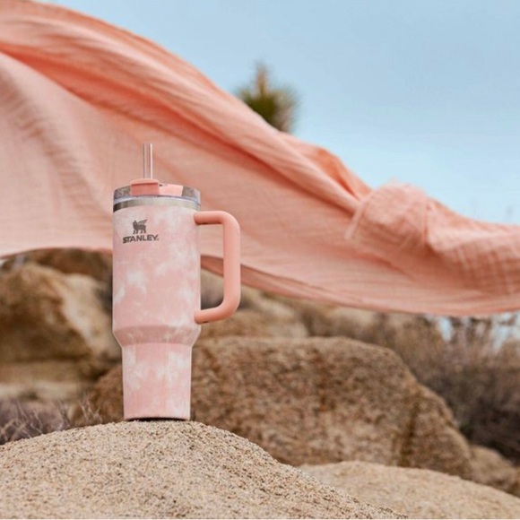 Stanley 40oz Stainless Steel H2.0 FlowState Quencher Tumbler - Peach Tie… - Picture 5 of 8
